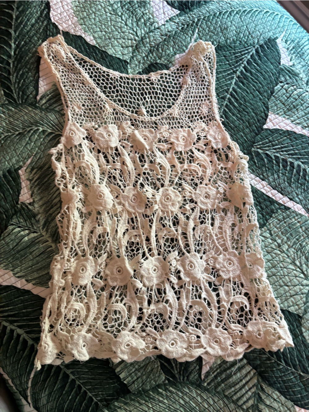 Crochet Floral Tank Top - Cream